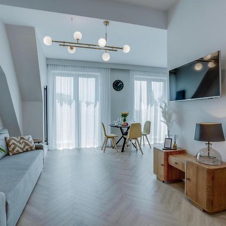 Apartament W Sercu Wroclawia, Garaz, 5Min Do Rynku Экстерьер фото
